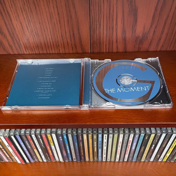 The Moment CD by Kenny G, One of the best-selling Jazz artists of all time - Picture 3 of 5